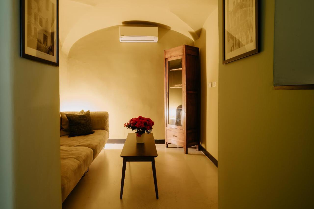 Hostel Le Stanze Del Piccadilly Genua Zewnętrze zdjęcie