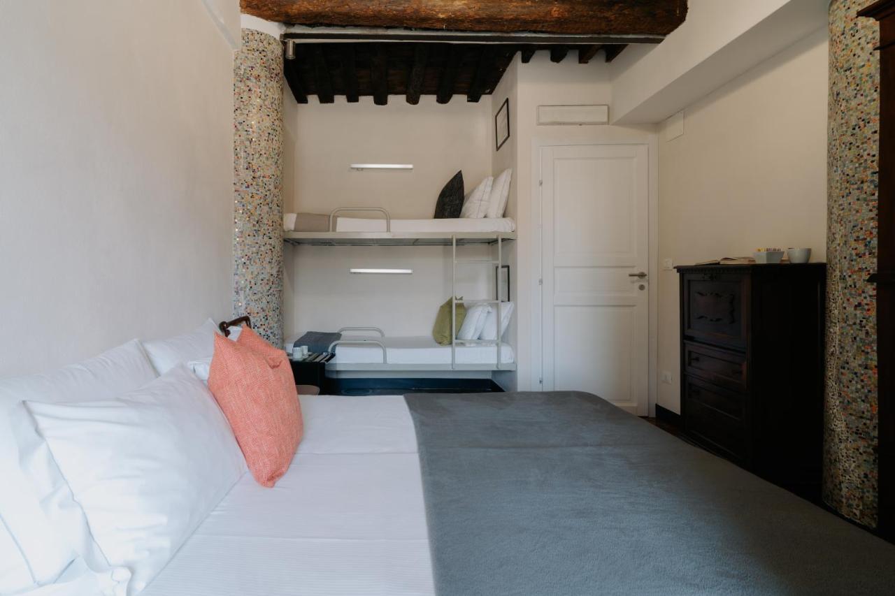 Hostel Le Stanze Del Piccadilly Genua Zewnętrze zdjęcie