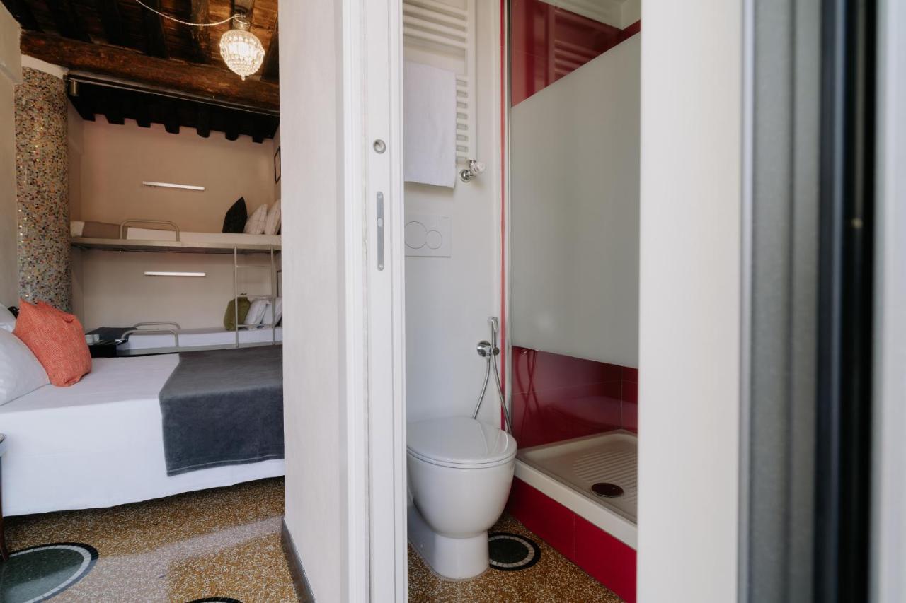 Hostel Le Stanze Del Piccadilly Genua Zewnętrze zdjęcie