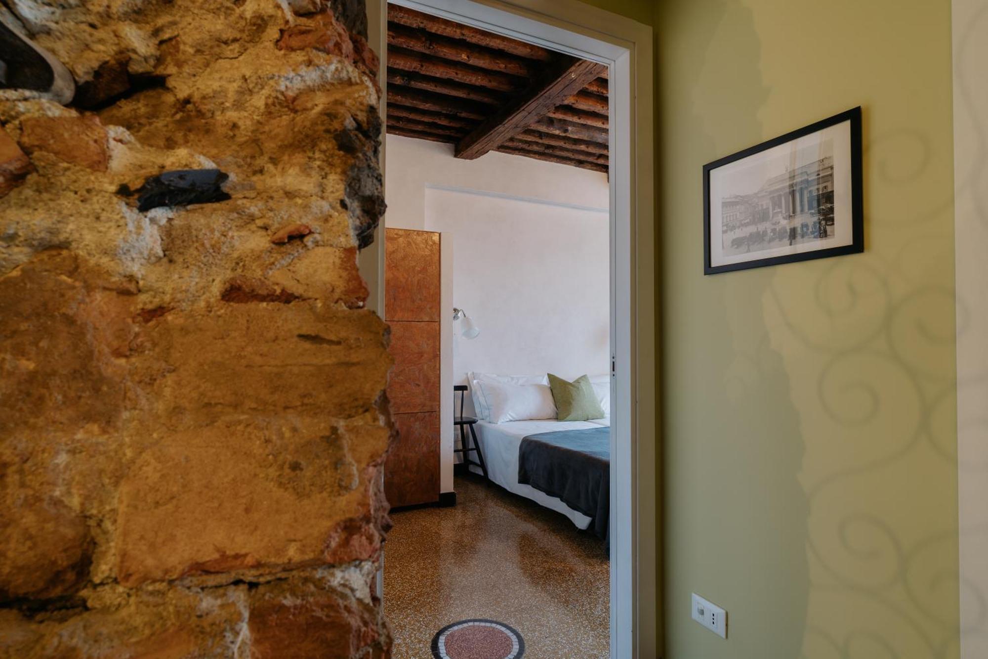 Hostel Le Stanze Del Piccadilly Genua Zewnętrze zdjęcie