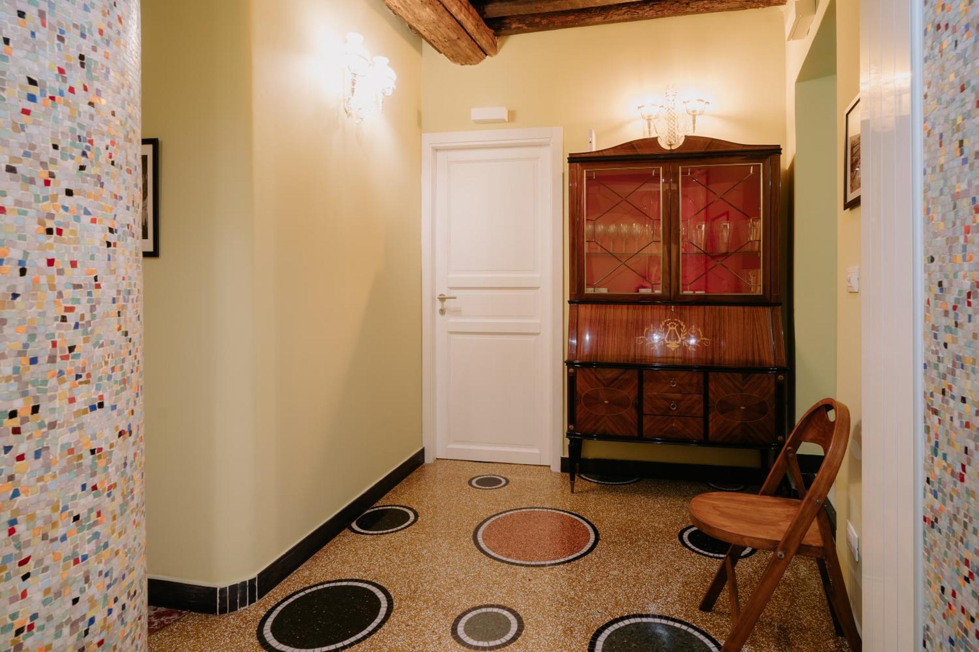 Hostel Le Stanze Del Piccadilly Genua Zewnętrze zdjęcie